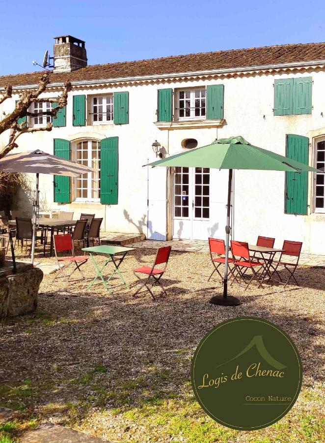 Logis De Chenac - Chambres Et Table D'Hotes Chenac Saint Seurin d'Uzet Exteriér fotografie